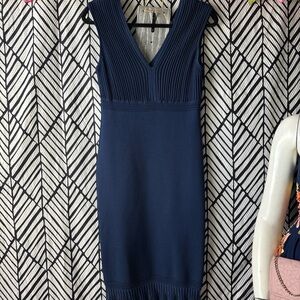 Elegant Navy Blue Sleeveless Dress